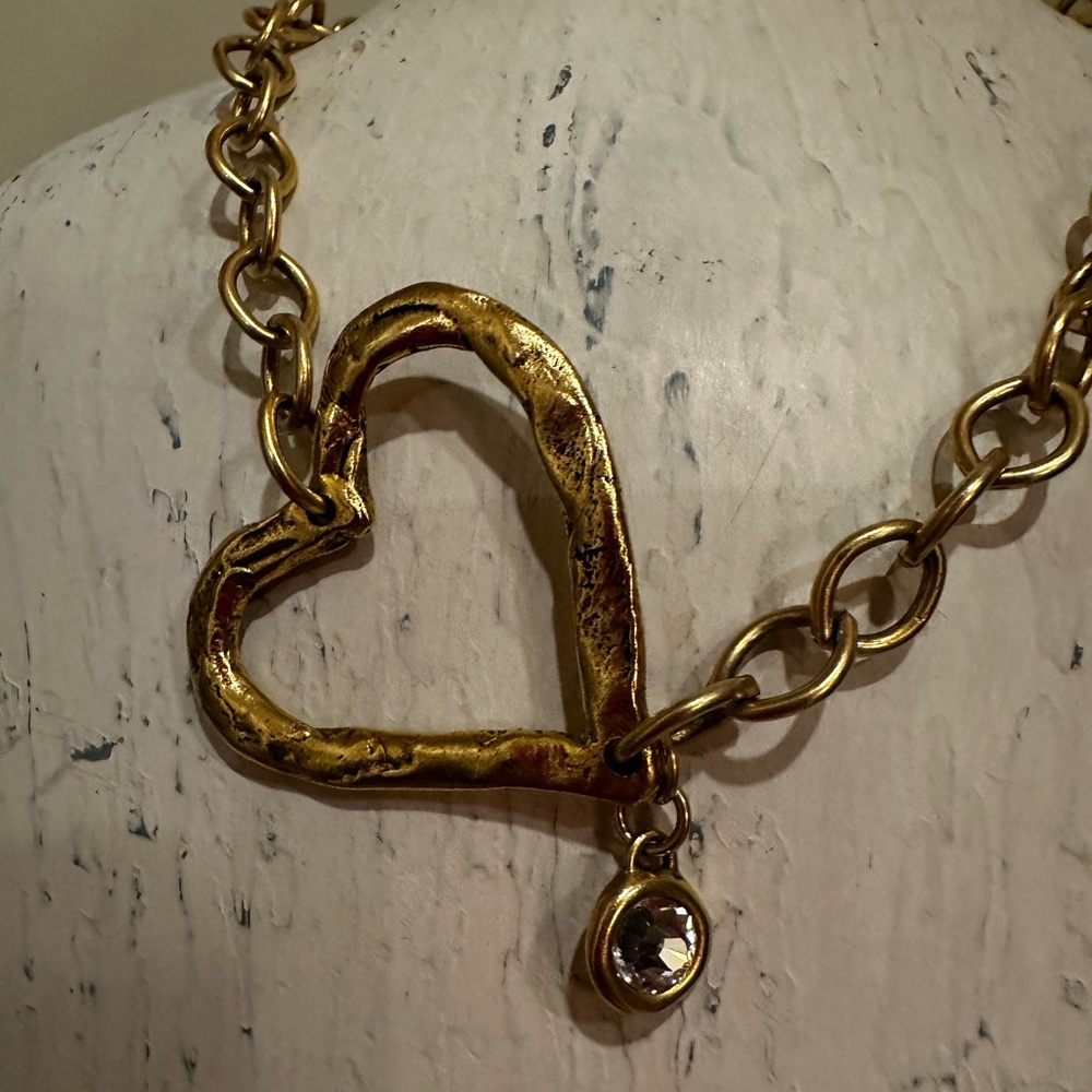 Gold Heart Pendant Necklace - Picture 6 of 7